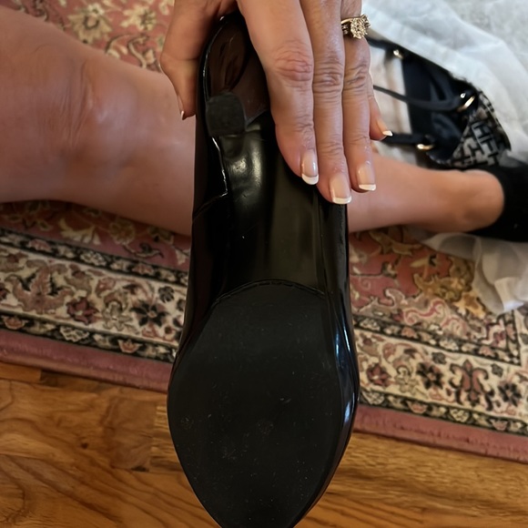 Solanz black heels  👠 🖤 - Picture 3 of 4
